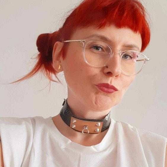 dr Gabriela Jarzębowska, adiunktka na wydziale „Artes Liberales” Uniwersytetu Warszawskiego, zajmuje