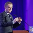 Tusk pisze list do partii. I ostro atakuje Gowina