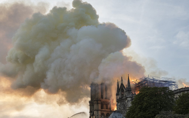 Francuzi podzieleni ws. pożaru Notre Dame