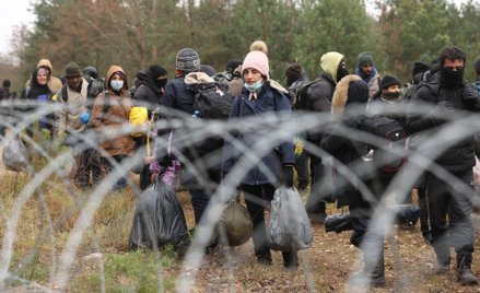 Imigranci na granicy z Białorusią