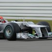 Niemiecki kierowca Michael Schumacher ćwiczy na torze Hockenheimring