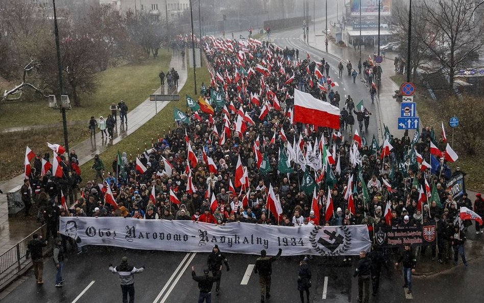 Transparent ONR na Marszu Niepodległości w 2016 roku