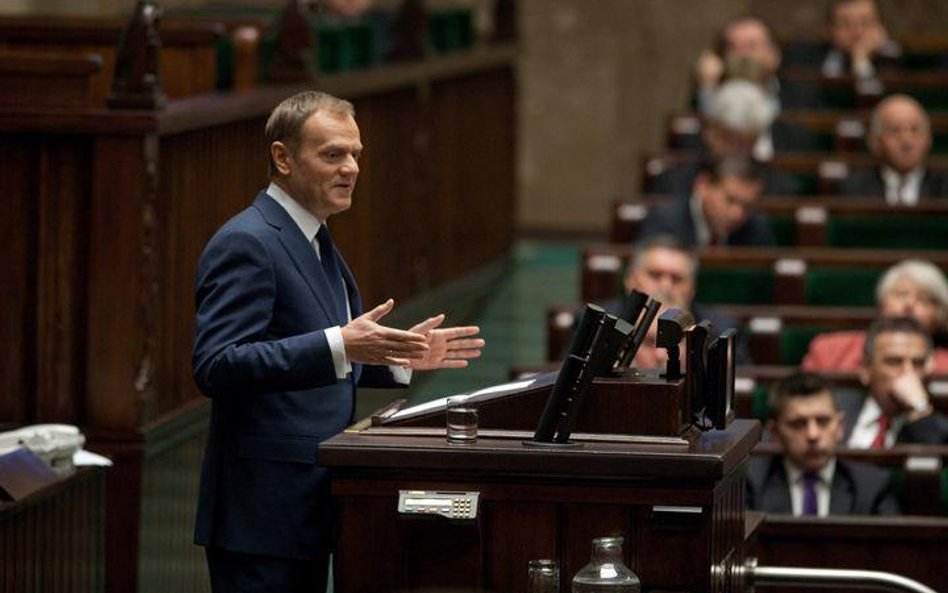 W PO panuje przekonanie, że jesienna kampania do parlamentu będzie się toczyć wokół dwóch spraw: roc