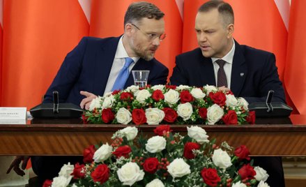 Szef Kancelarii Prezydenta RP Zbigniew Bogucki i prezydent Karol Nawrocki