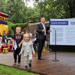 Prezydent podpisał kartę rodziny. Ochrona dzieci przed LGBT