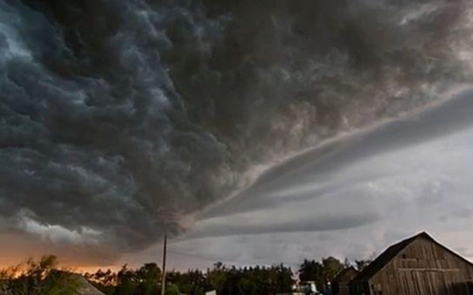 Naukowcy chcą postawić mur, który zapobiegnie tornadom