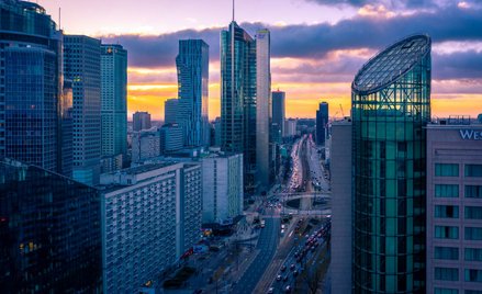 DWF doradcą Eiffage przy sprzedaży dwóch projektów typu built-to-rent w Warszawie z 640 apartamentam