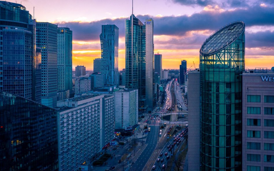 DWF doradcą Eiffage przy sprzedaży dwóch projektów typu built-to-rent w Warszawie z 640 apartamentami pod wynajem