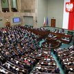 Parlamentarzyści nie stracą emerytur