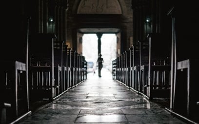 Kościół nie publikuje raportów dotyczących apostazji, ale tylko w archidiecezji krakowskiej w 2020 r