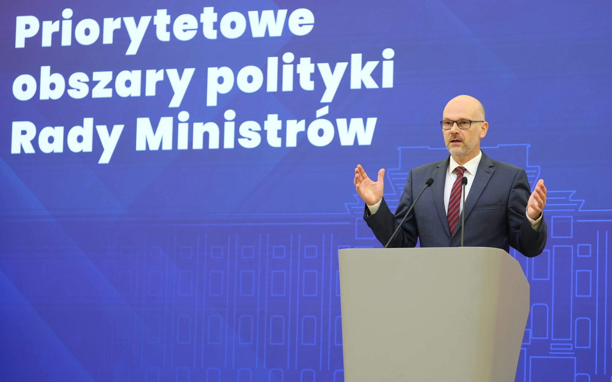 Rząd przedstawia priorytety. Wojska dronowe i 17 mld zł na ochronę ludności