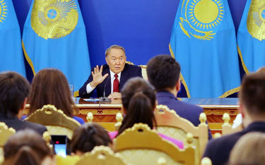 Niespodziewana dymisja prezydenta Kazachstanu Nursułtana Nazarbajewa. Po 29 latach