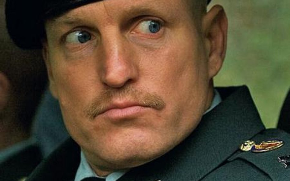 Woody Harrelson jako Tony, starszy i doświadczony posłaniec