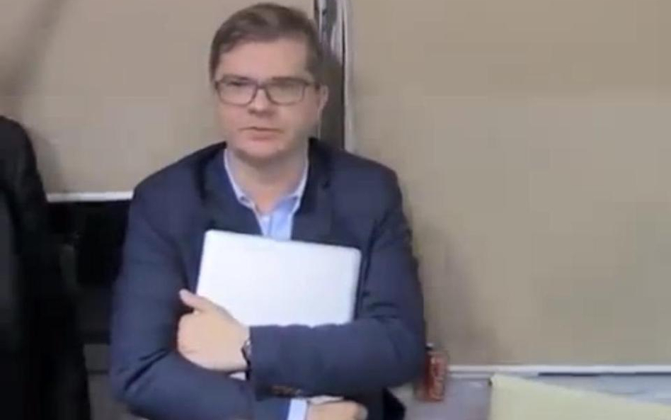Akcja ABW w redakcji "Wprost" - na zdjęciu Sylwester Latkowski, redaktor naczelny tygodnika