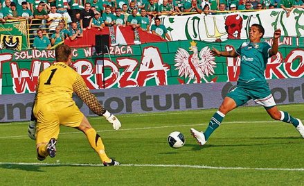 Cristian Diaz miał przed przerwą dwie okazje do zdobycia bramek dla Śląska