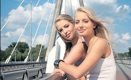 Anita i Edyta Zabroś, czyli 2Sisters, czyli „Aniołki Napieralskiego”