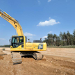 Budowlane maluchy aktywniejsze za granicą