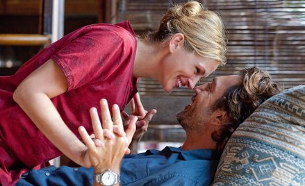 W filmie będącym ekranizacją „Jedz, módl się, kochaj” główne role zagrali Julia Roberts i Javier Bar