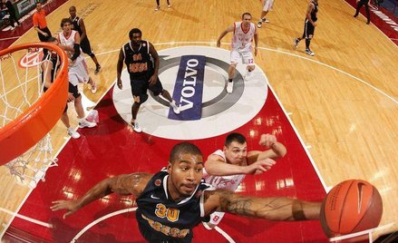 Armani podczas meczu z Asseco