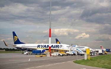 Ryanair zakłada bazę w Poznaniu i ogłasza siedem nowych tras