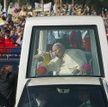 Arcybiskup Karol Wojtyła archidiecezją krakowską kierował w latach 1964–1978. Na zdjęciu: jako papie