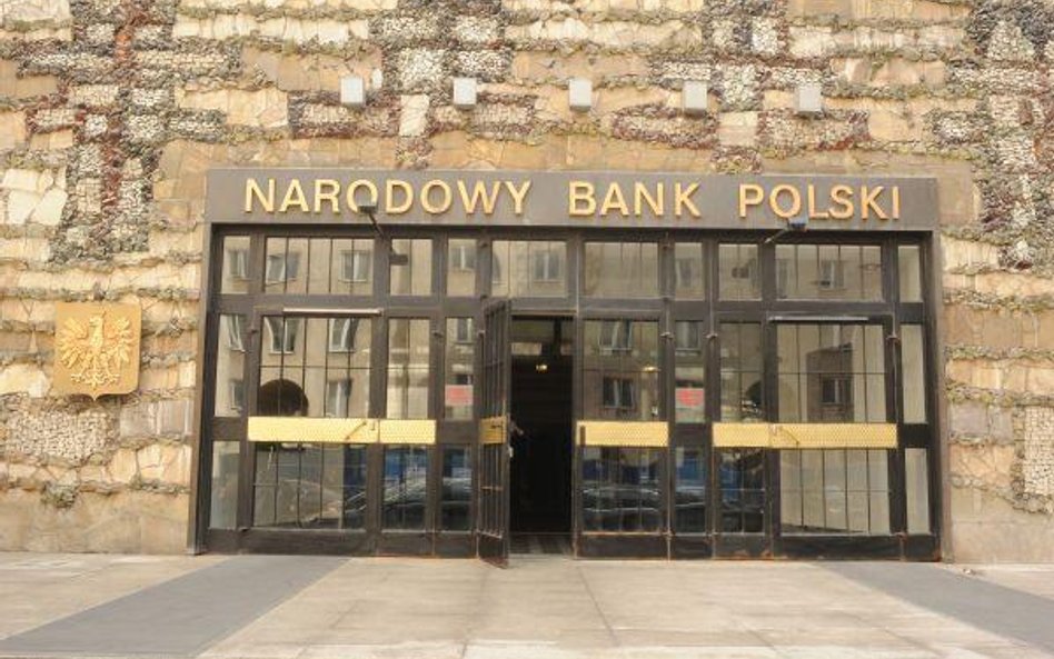 Na wtorkowym, trwającym dziesięć godzin, posiedzeniu RPP zmodyfikowała swoją uchwałę dotyczącą zasad