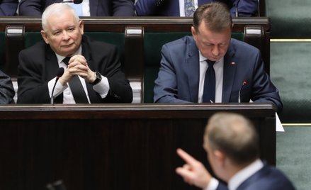 Kaczyński i Tusk to nie tylko polityczni starcy. To przede wszystkim sprawdzeni, charyzmatyczni i ni