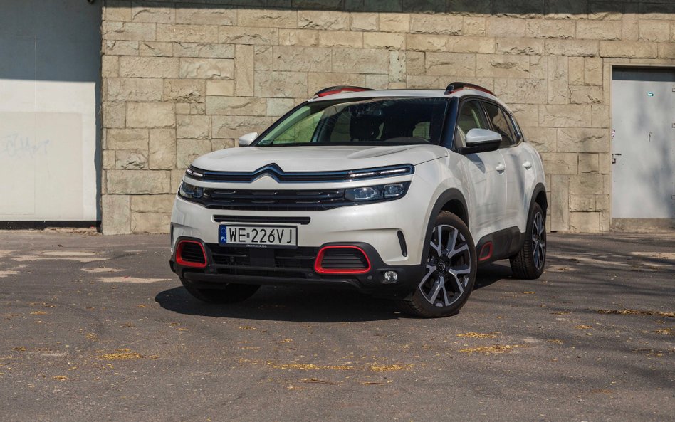 Citroen C5 Aircross 1,6 Puretech: Widok z wysokiej kanapy