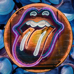 Słynne logo The Rolling Stones stało się klasyką popkultury, trafiając na mury miast na całym świeci