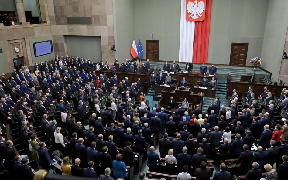 Sejm zdecydował: Rekompensaty za stan wyjątkowy tylko dla turystyki