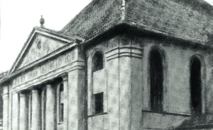 Synagoga w Kępnie wzniesiona w 1815 r., jedna z pierwszych w stylu klasycyzmu. Oprawa arki, dzieło J