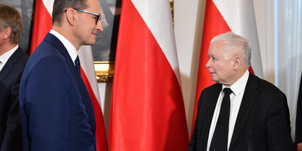 Premier Morawiecki na razie nie straci stanowiska