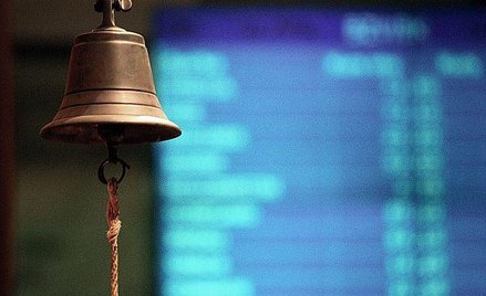 Na otwarciu notowań WIG20 i WIG zyskiwały po 0,4 proc.