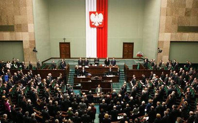 Sejmowa komisja pozytywnie o zmianach w OFE