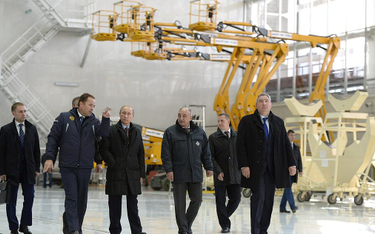 Władimir Putin zwiedza budowę kosmodromu Wostocznyj (październik 2015)