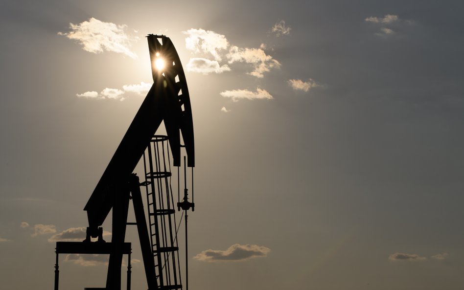 Ceny ropy w dół po porozumieniu Donalda Trumpa z Wenezuelą