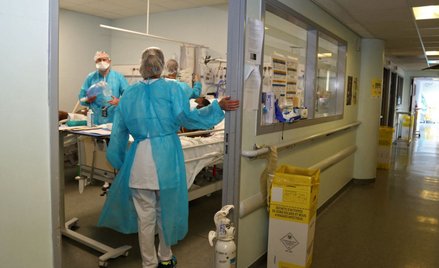 PILNE Koronawirus w Polsce Ponad 10 tysięcy zakażeń. Zmarło 114 osób