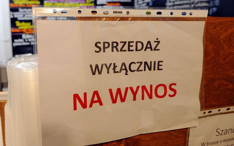 Obostrzenia. Prof. Gut: Luzowania nie będzie, nie ma powodu