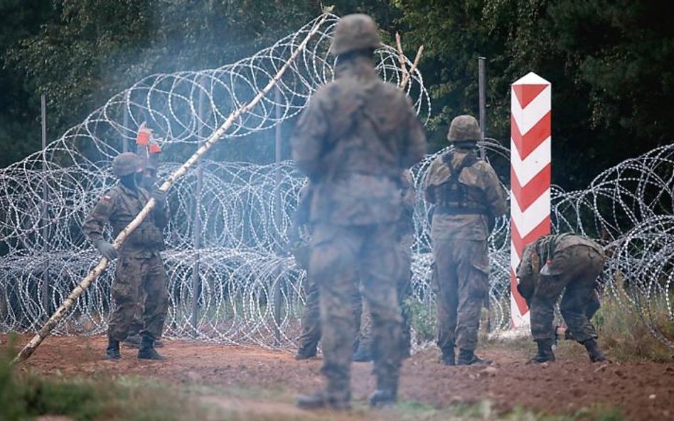 Budowa płotu na granicy z Białorusią ma być odpowiedzią na wojnę hybrydową