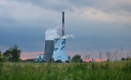 Polski budżet zainkasował już 100 mld zł ze sprzedaży uprawień do emisji CO₂. W niewielkim stopniu w