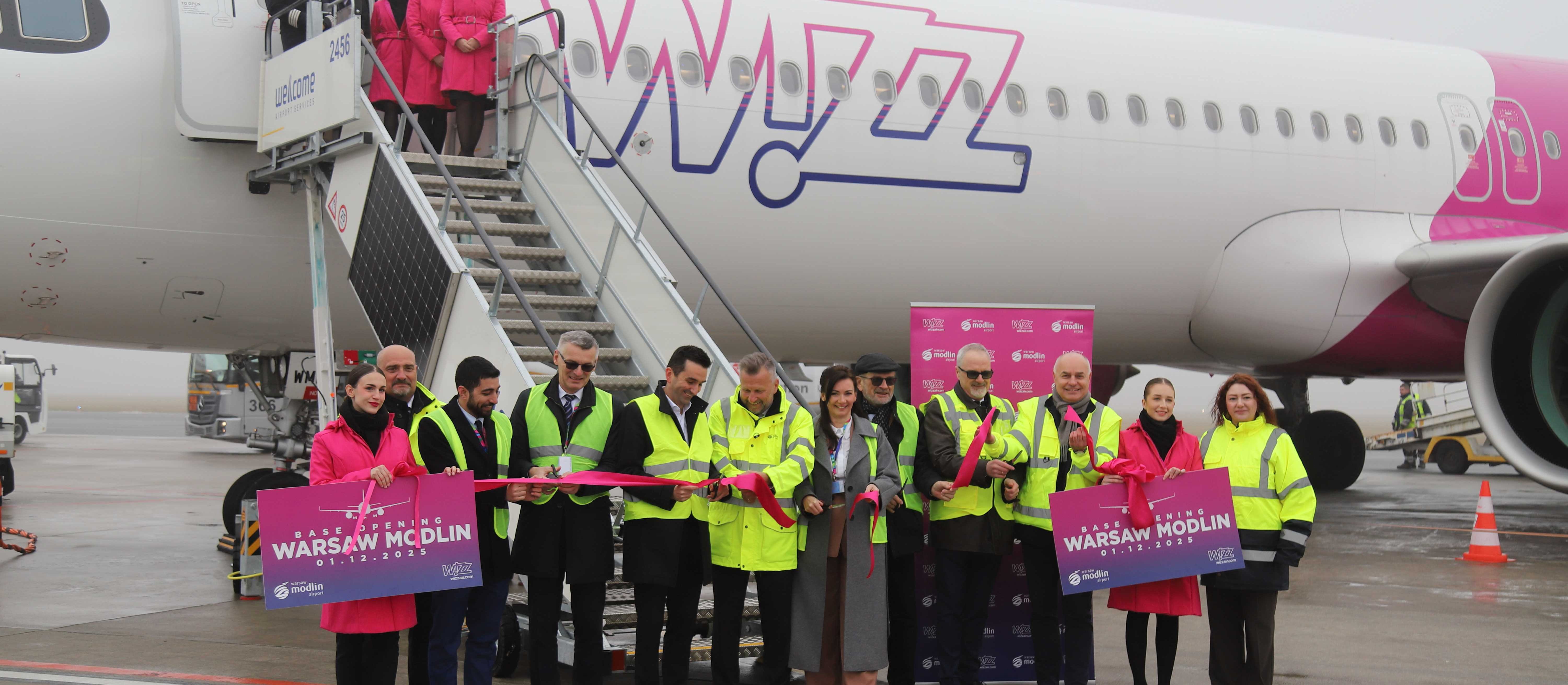 Dwa samoloty w nowej bazie Wizz Aira – na lotnisku w Modlinie