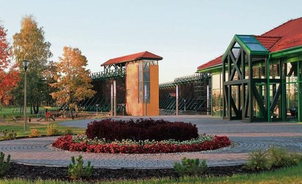 Miasto od lat inwestuje w infrastrukturę uzdrowiskową. Współpracuje też z firmami prywatnymi, jak w 