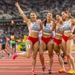 Kryscina Cimanouska (z lewej) zajęła ze sztafetą 4 x 100 m piąte miejsce na mistrzostwach świata