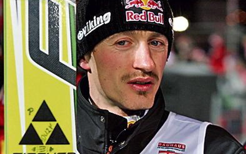 Adam Małysz podczas weekendowych zawodów PŚ w Kuusamo