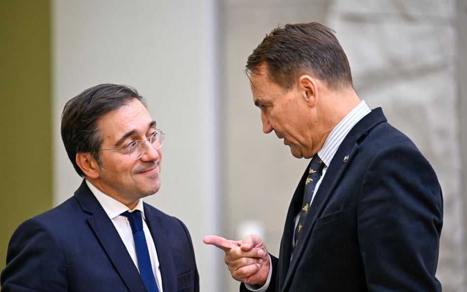 Jose Manuel Albares Bueno i Radosław Sikorski
