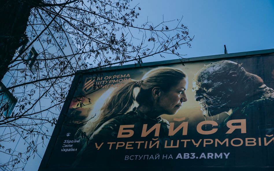 Plakat mobilizacyjny 3. Brygady Szturmowej Sił Zbrojnych Ukrainy z napisem „Walka” w Kijowie
