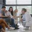 Mimo krytycznej oceny systemu publiczna ochrona zdrowia pozostaje podstawowym miejscem leczenia Pola