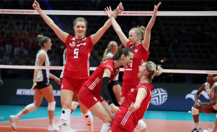 Radość Polek po zwycięstwie nad mistrzyniami olimpijskimi Amerykankami