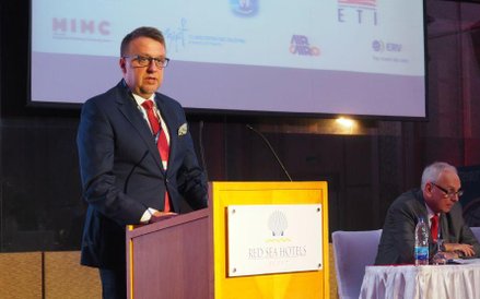 Dariusz Rogowski, wiceminister odpowiedzialny za turystykę, deklarował "wsłuchiwanie się w głos bran