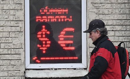 Ekonomista z Rosji: Z tanią ropą długo nie przetrwamy
